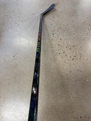 Senior Bauer Nexus Sync Hockey Stick Right Handed | P92 82 Flex (Used)