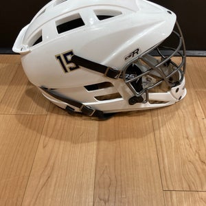 Used Cascade CS-R Youth Helmet