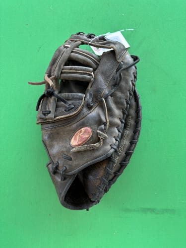 Black Adult Rawlings Heart of the Hide RH First Base Baseball Glove 13"