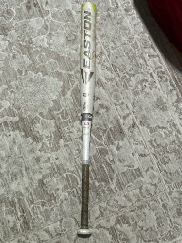 Easton Stealth Composite Bat (-12) 20 oz 32"