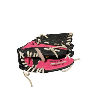 Used Worth GLOVE BB/SB Glove T-ball Black 9" 11834-S000039976