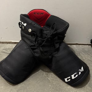 Youth Large CCM QLT 230 Hockey Pants (Used)