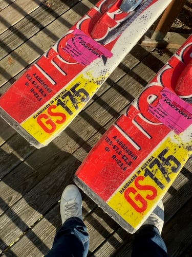 Atomic 175 cm Racing Redster GS Skis With Bindings Max Din 16 (Used)