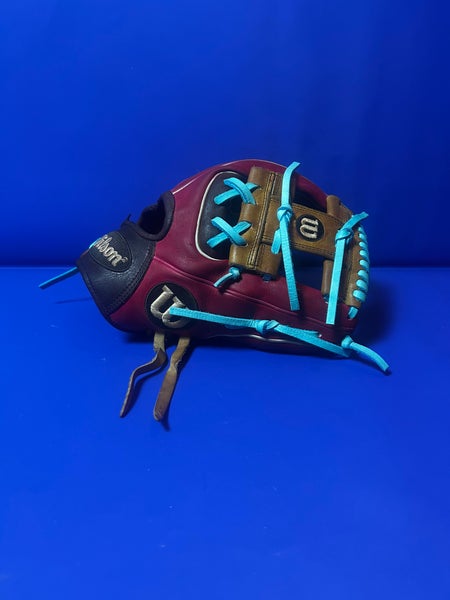 Wilson RH Baseball Glove 11.5" (Used) and a Easton pro