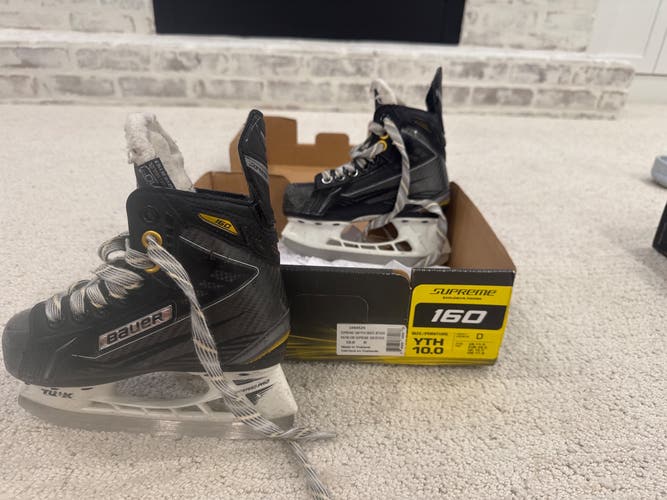 Bauer Supreme 160 Hockey Skates Regular Width 10 (Used)