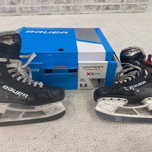 Bauer Vapor X5 Pro Hockey Skates Size 5.5 (Used)
