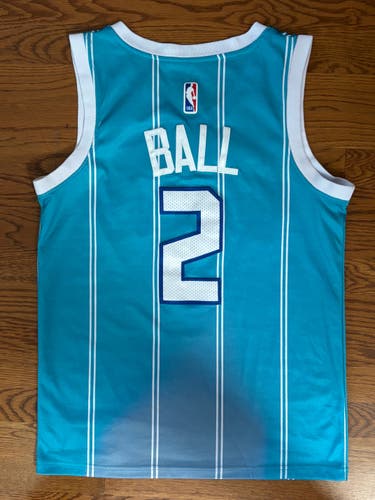 LaMelo Ball #2 Charlotte Hornets Nike Replica Jersey Youth LG - Adult SM (Used/Excellent Condition)