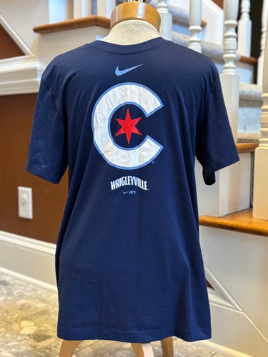 Chicago Cubs Wrigleyville Navy Blue Adult Unisex Nike Dri-Fit T-Shirt (Used - Excellent Condition)