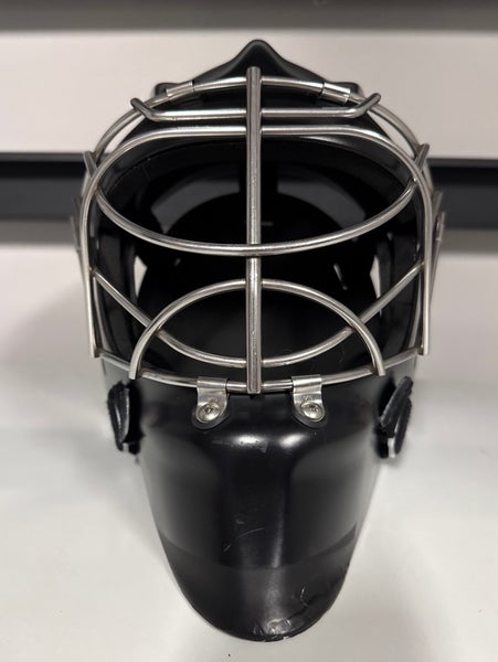 Senior 2023 Large Coveted Mask 906 Sr Goalie Mask (Used)