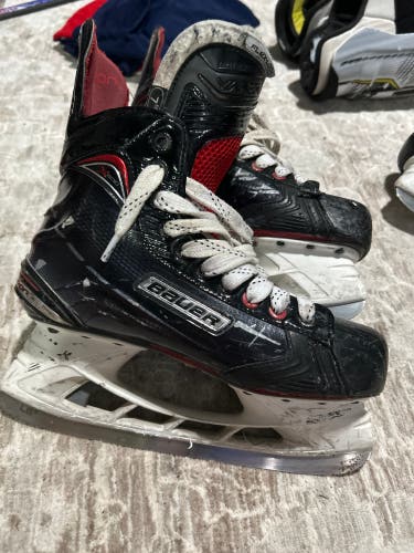 Bauer Vapor X800 Hockey Skates Extra Wide Width 7