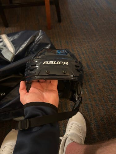 Small Bauer Re-Akt Helmet (New)