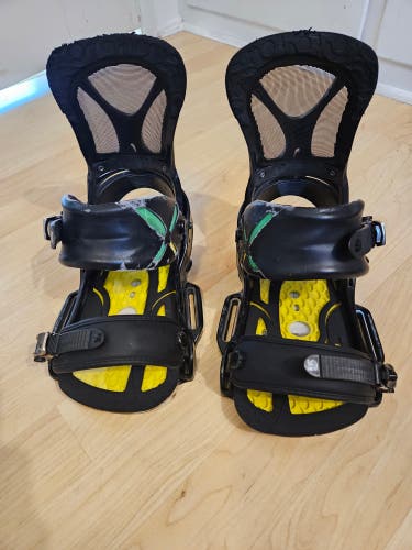 Burton EST CO2 Snowboard Bindings – Size Large – Good Condition