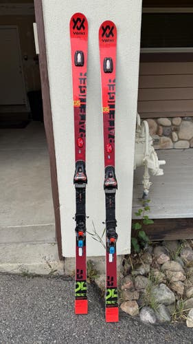 2019 Racing 183 cm Volkl Racetiger GS Skis With Bindings Max Din 16 (Used)