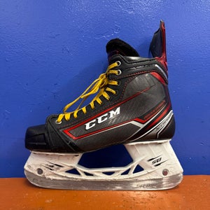 CCM JetSpeed XTra Pro Plus Hockey Skates Regular Width 8.5 (Used)