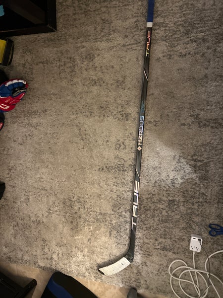 (Damaged) Intermediate True Hzrdus ARC Left Hand Hockey Stick T28 (Used)