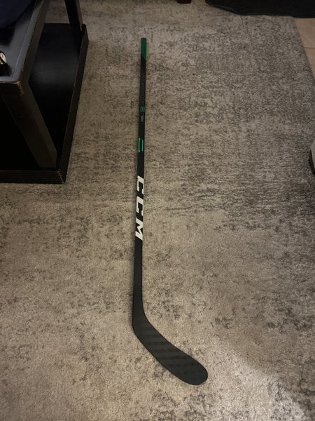 LIKE NEW Intermediate CCM RibCor 76K Left Hand Hockey Stick P28 (Used)