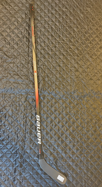 Intermediate Bauer Vapor 5X Pro Left Hand Hockey Stick P88 (New)