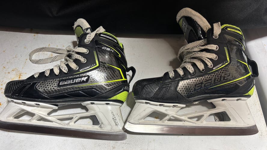 2023 Bauer GSX Hockey Goalie Skates Extra Wide Width Size 4 (Used)