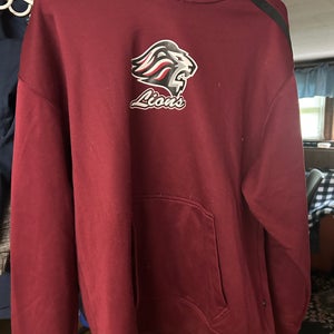 Maroon Medium Adult Unisex Sweatshirt (Used)