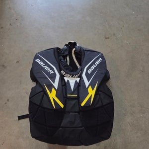 Large Bauer Performance Goalie Chest Protector (Used)
