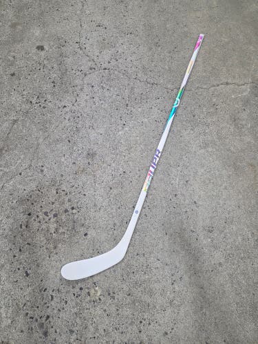 New Senior Bauer Proto2 Right Handed Hockey Stick P28 87 Flex