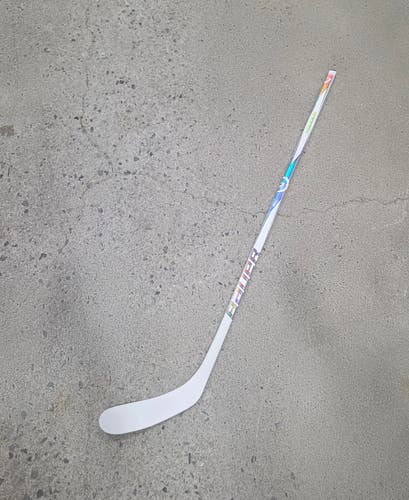 New Junior Bauer Proto2 Right Handed Hockey Stick P28 30 Flex