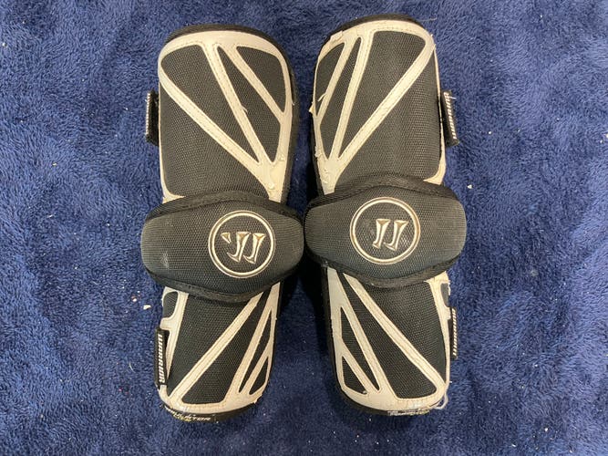 Medium Youth Warrior Regulator Arm Pads (Used)