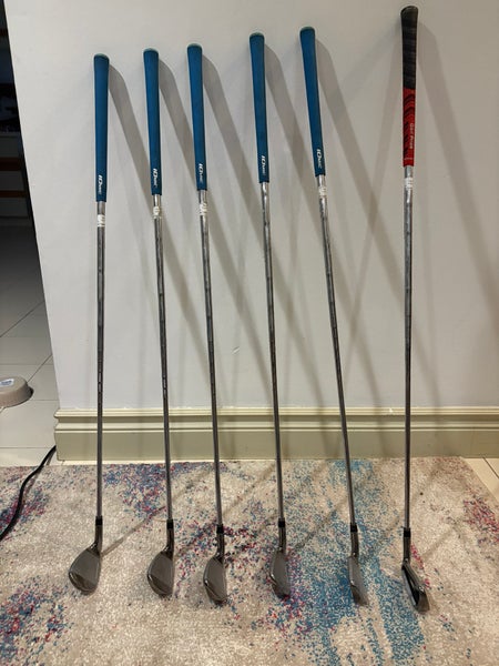 Men's 2009 TaylorMade Burner 2.0 Right Handed Iron Set Regular Flex 6 Pieces Steel Shaft (Used)