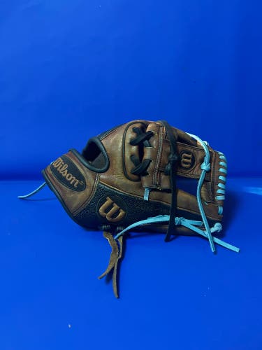 Wilson A2000 1786 RH Baseball Glove 11.5" (Used)