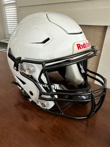 Medium Adult Riddell SpeedFlex Helmet (New)