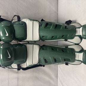 Used Nike VAPOR Catchers Leg Guards Dark Green Adult 11490-S000264645