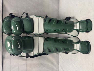 Used Nike VAPOR Catchers Leg Guards Dark Green Adult 11490-S000264645