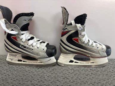 Bauer (Used) Junior Size 1.5 Hockey Skates
