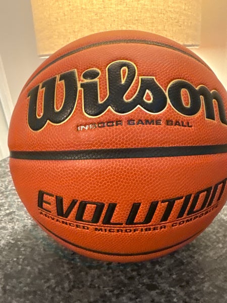 Men's Wilson Basketball (New)