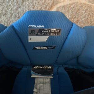 Junior Large 2023 Bauer GSX Hockey Goalie Pants (Used)