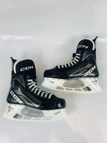 Brayden Mcnabb CCM AS-V Pro Hockey Skates Regular Width Pro Stock 8.5 (Used)