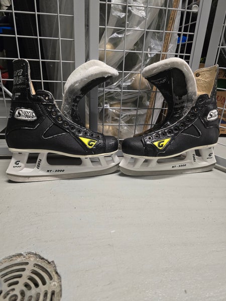 Graf Supra 705 Hockey Skates Regular Width 7.5 (Used)