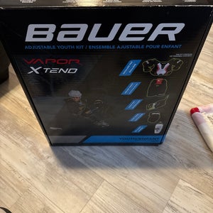 Bauer Vapor Xtend Set Pants Shin Guards Shoulder And Elbow Pads And Gloves Like New