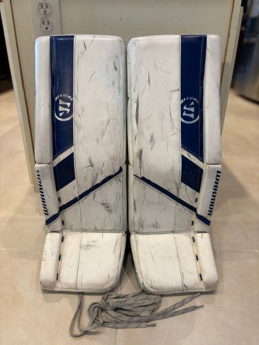 26" Warrior Ritual G5 Goalie Leg Pads (Used)