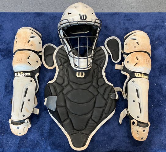 Intermediate Wilson Catcher's Set (Used)