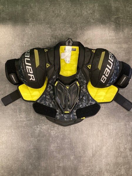Senior Medium Bauer Supreme M3 Shoulder Pads