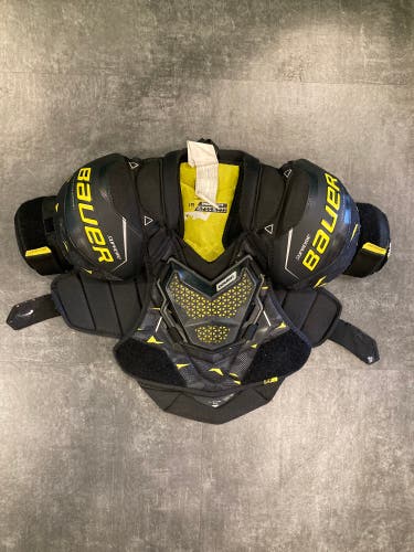 Junior Small Bauer Supreme 3S Shoulder Pads