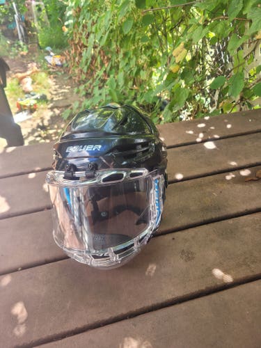 Large Bauer Re-Akt 95 Helmet (Used)