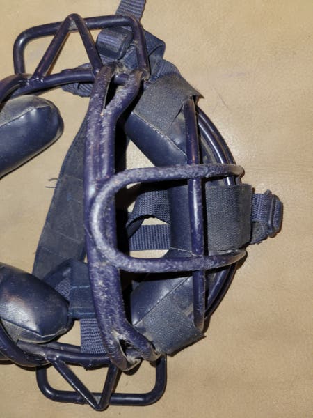 Baseball/Softball Helme | Kopfschutz für jede Position finden