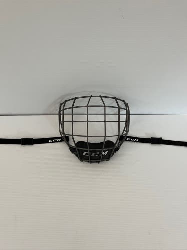 Used Small CCM FM680 Grey Cage