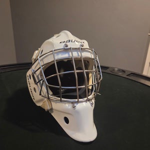 Senior 2023 Medium Bauer 940 Goalie Mask (Used)