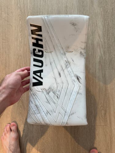 2025 Vaughn VX1 Goalie Blocker (Stock)