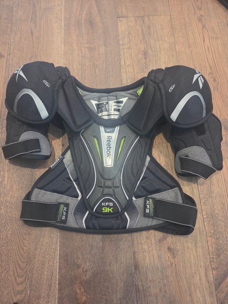 Large Senior Reebok 9K Shoulder Pads (Used)