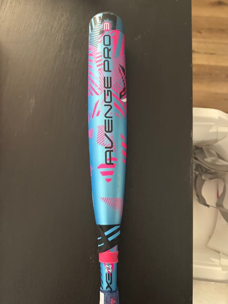 2023 AXE Avenge Pro Composite USSSA Certified Bat (-8) 22 oz 30" (Used)