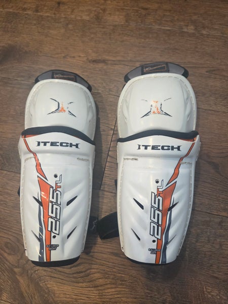 Youth Itech 8.5" Shin Pads (Used)